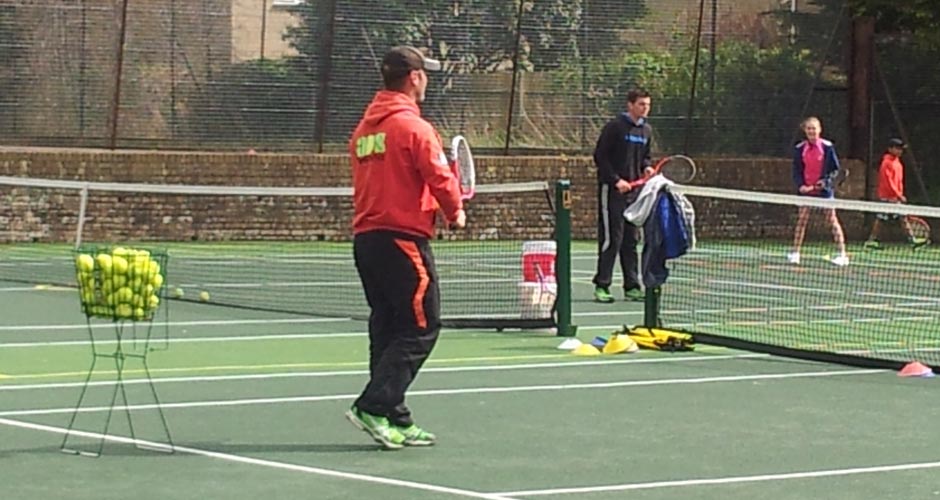 Tennis coaching at Tetbury Tennis Club